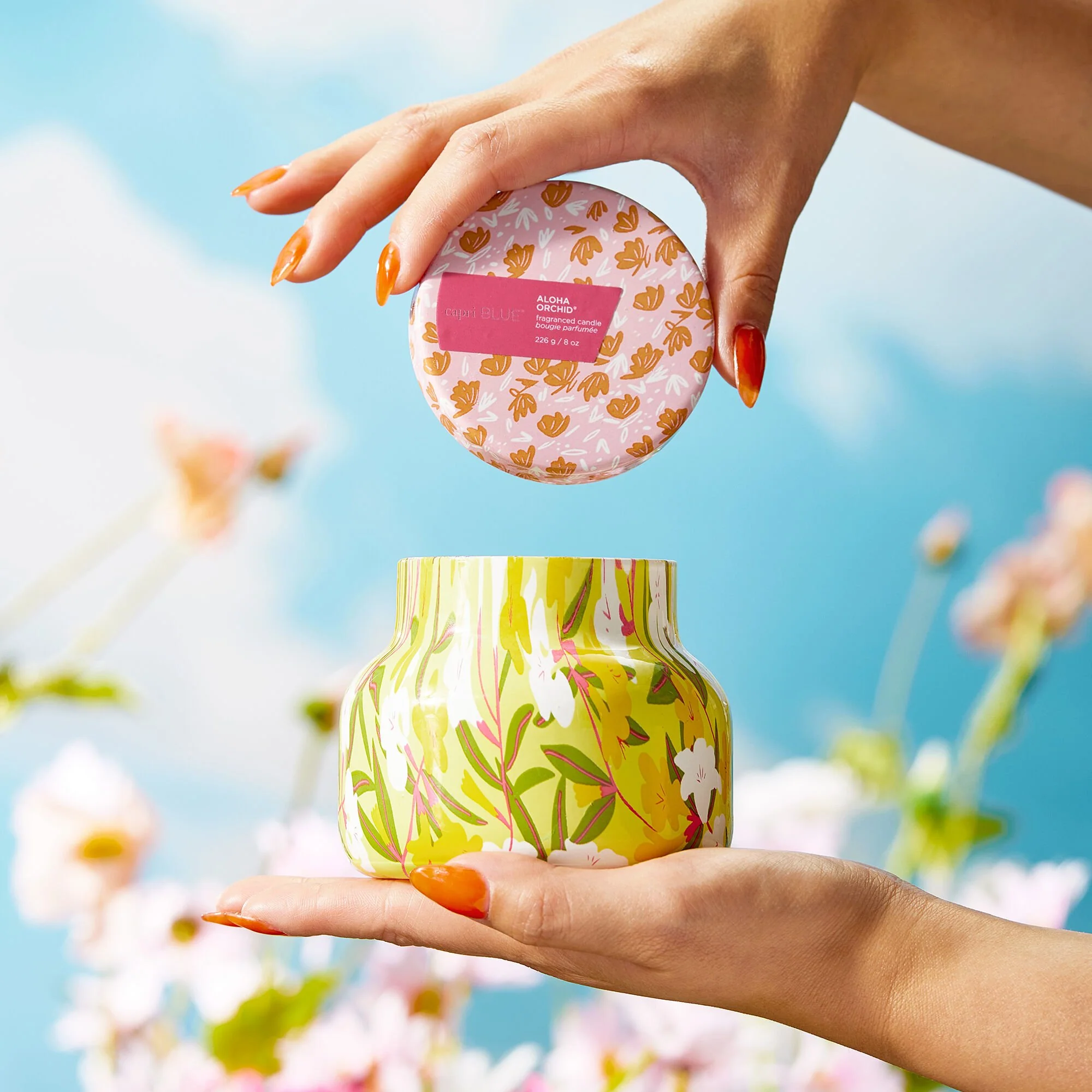 Aloha Orchid Pattern Play Petite Candle - Image 2