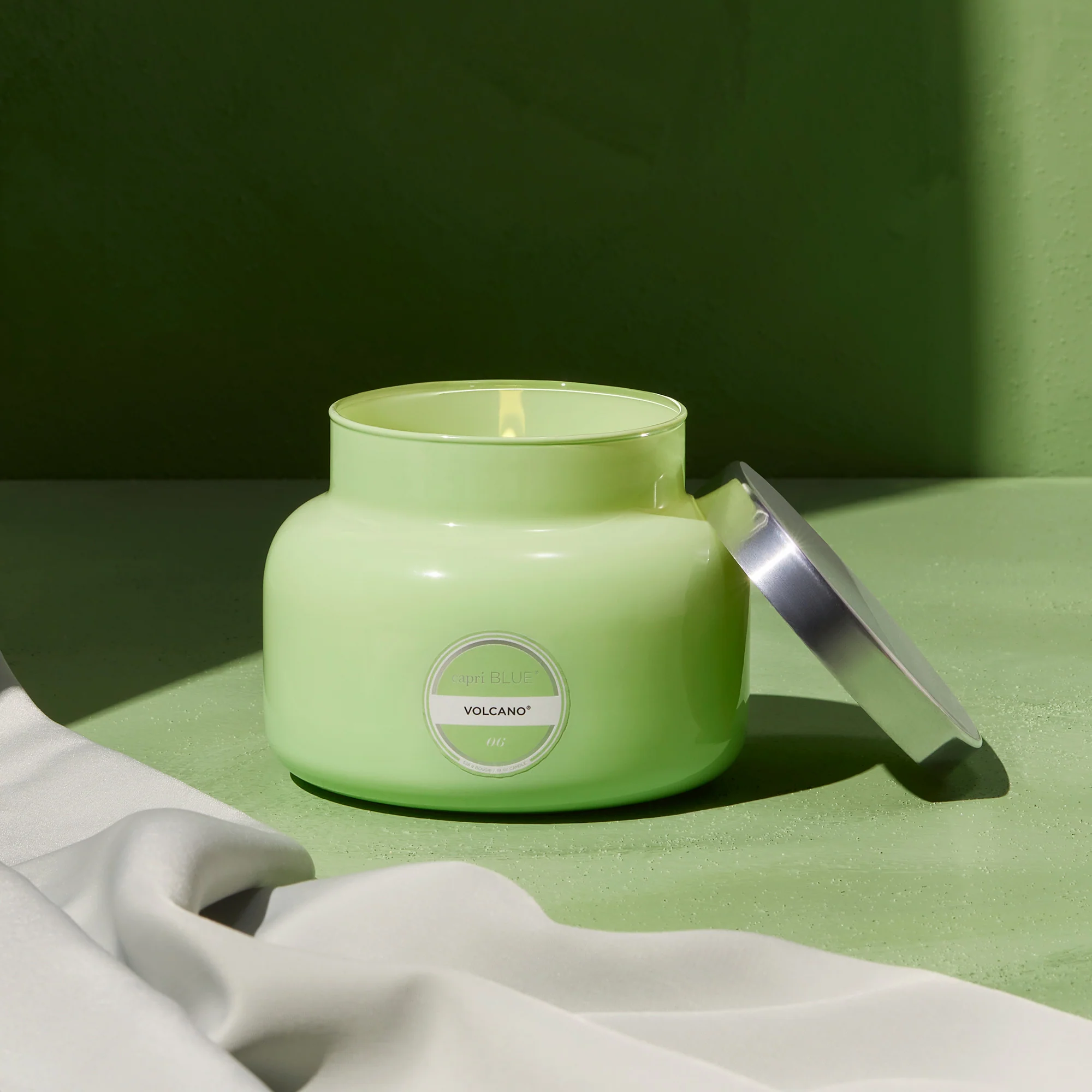 Volcano Iced Matcha Signature Candle - Image 2